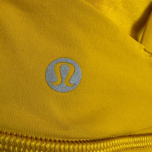 Lululemon Energy Bra - Picture 6 of 6